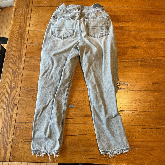 American Eagle Distressed gray ripped Women's Jeans short - Picture 3 of 7